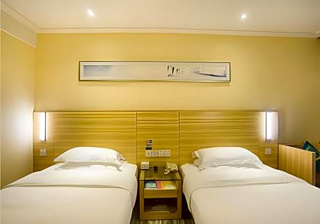 Select Twin Room