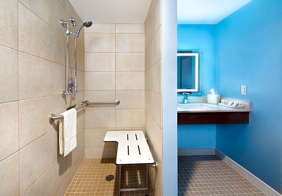 Hotel Indigo Cleveland Beachwood By IHG