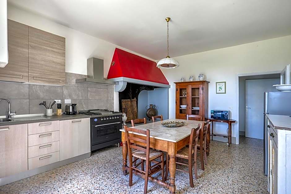 Appartamento con piscina GRAZIA a 10 minuti da FIRENZE, vista campagna