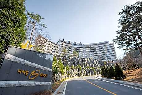 Iwant Resort
