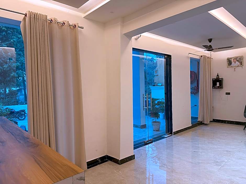 Hotel Taj Way By Jyoti Villa