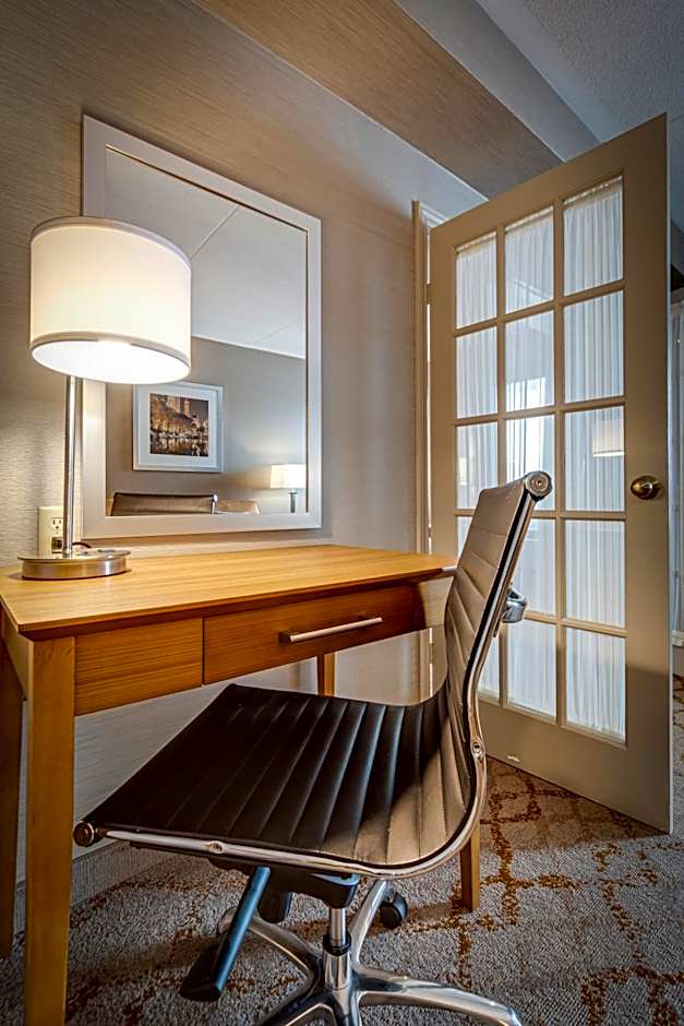 Monte Carlo Inns - Vaughan Suites