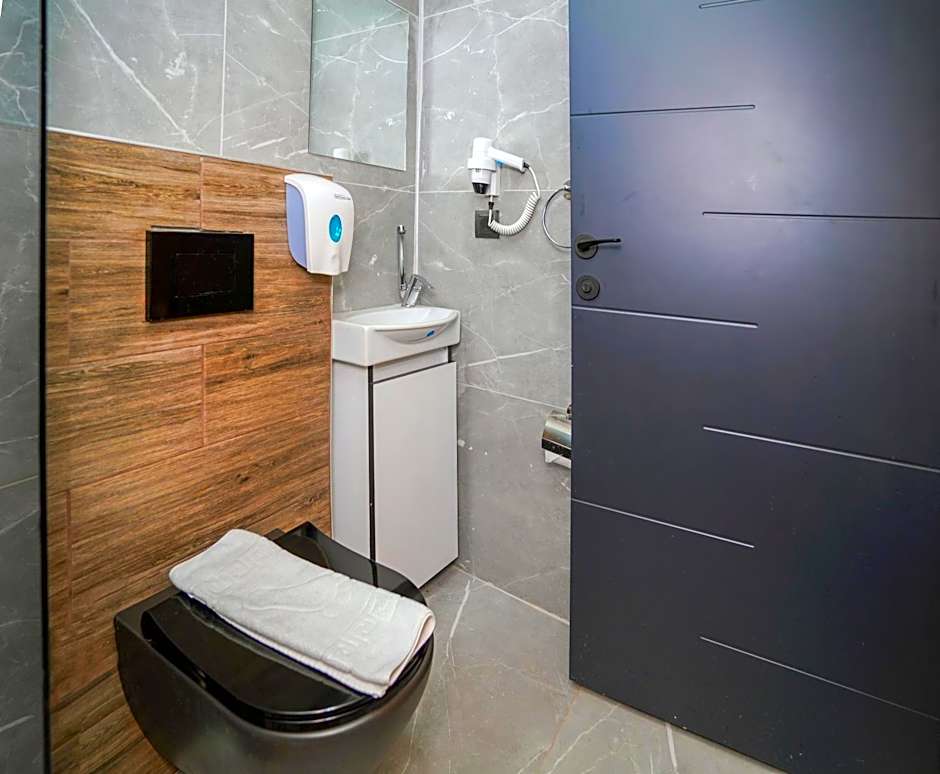 Miss Cleopatra Hotel