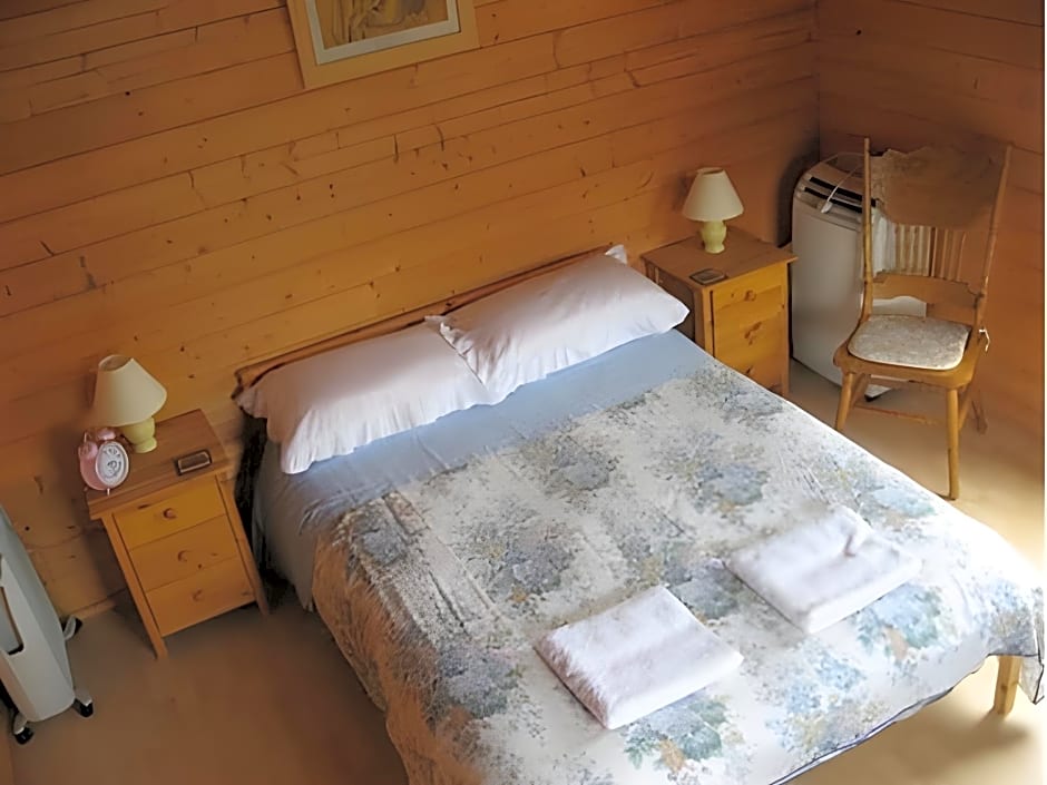 Hillside Self-Catering