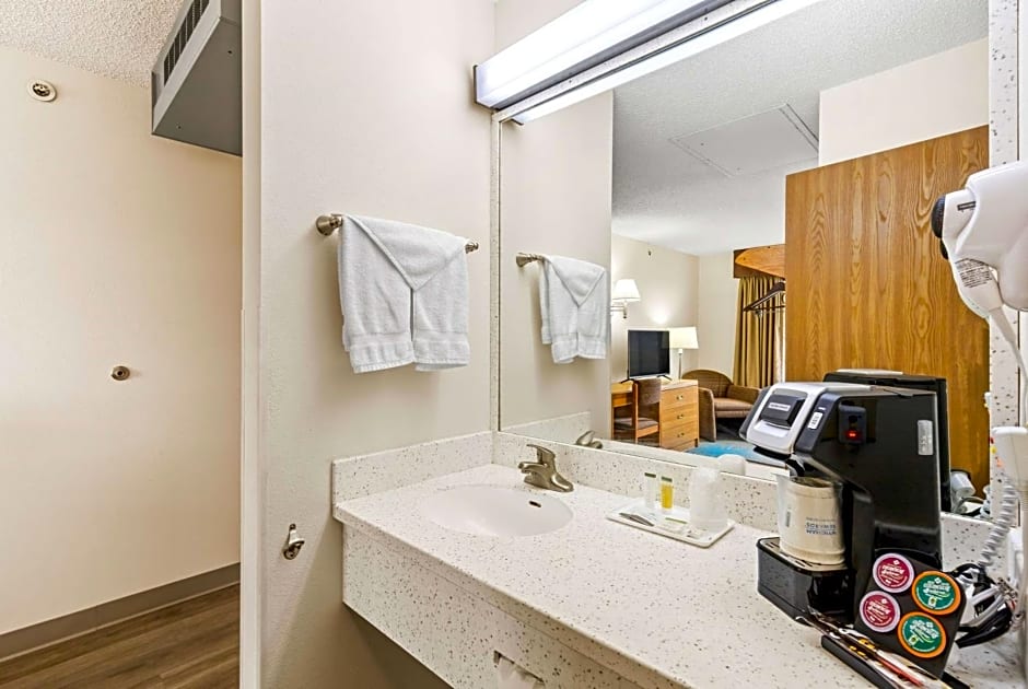 Days Inn by Wyndham Great Falls
