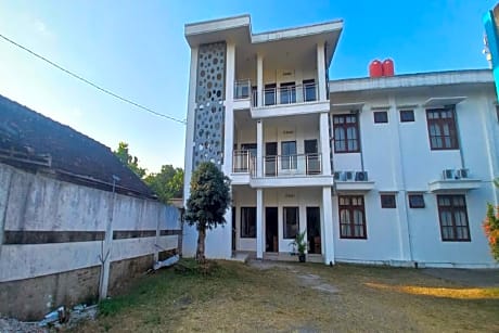 Hotel O Griya Lestari Pati 2