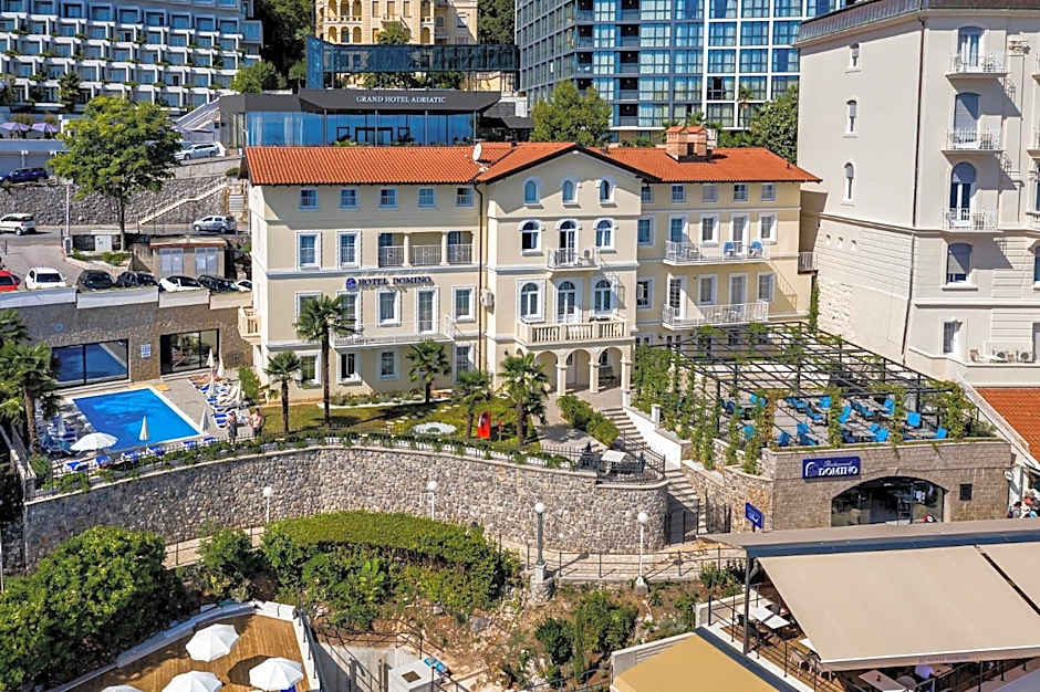 Hotel Domino
