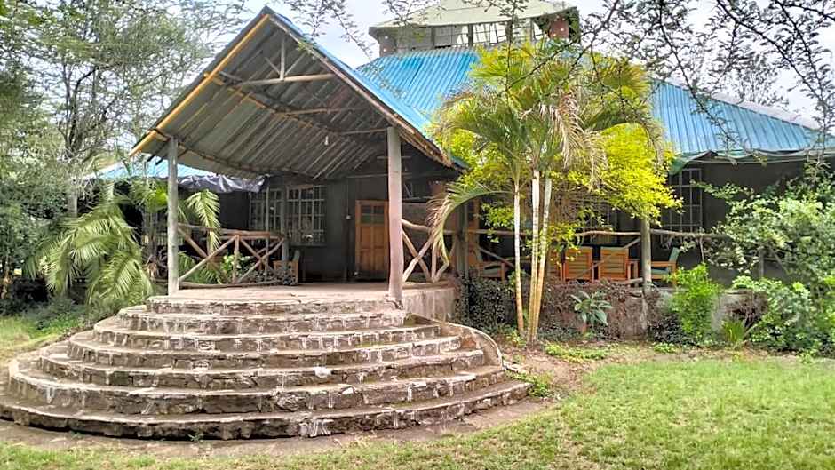 Cactus Eco Camp and Lodge