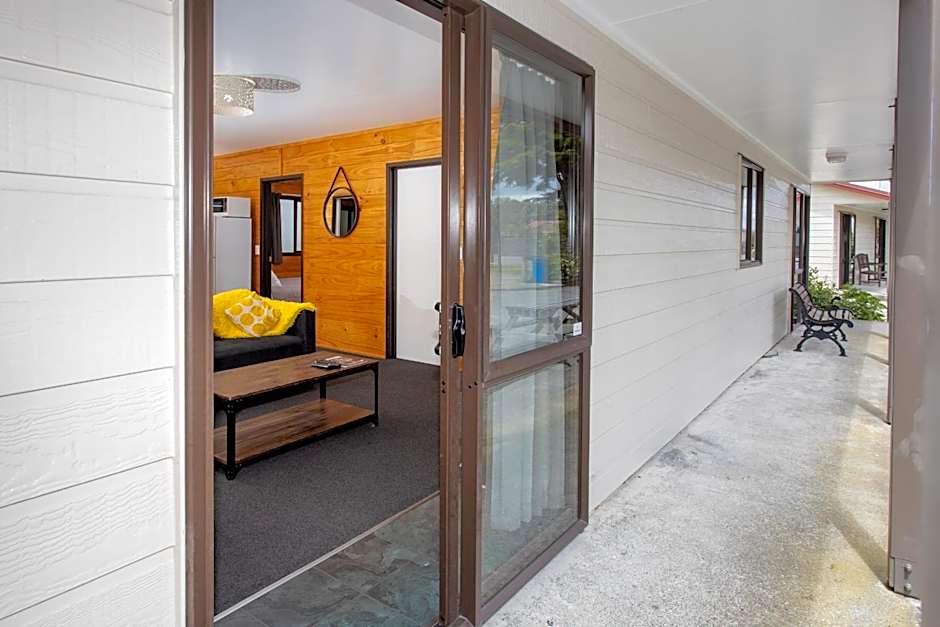 Wellington TOP 10 Holiday Park