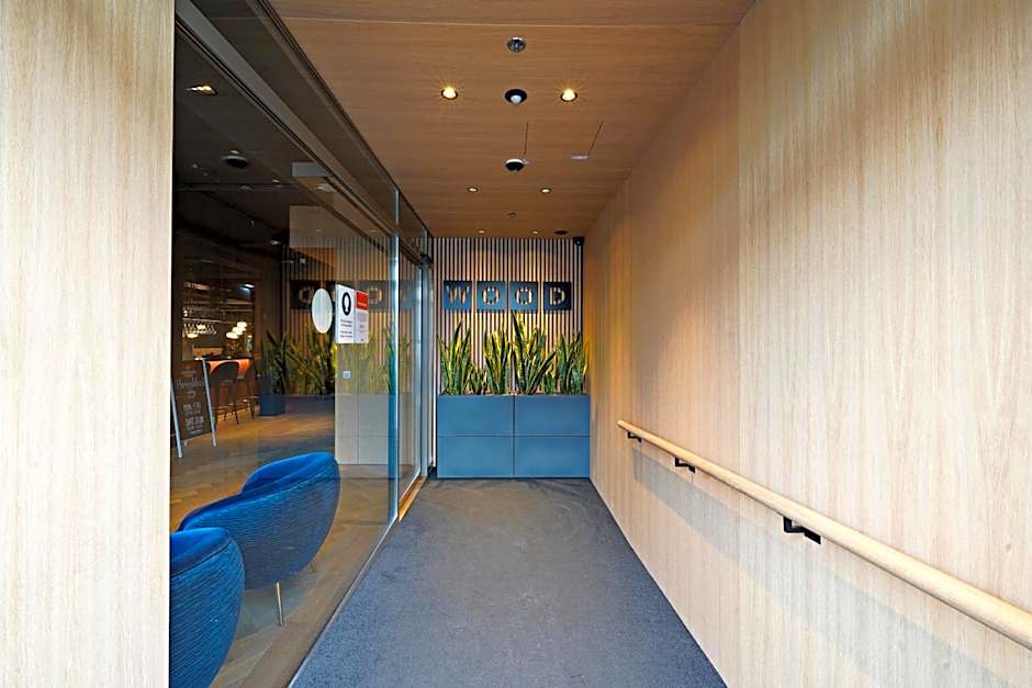 Numa Vienna Wood