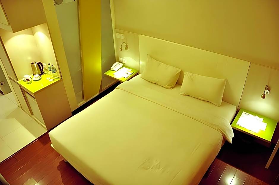 Everbright Ambon Hotel
