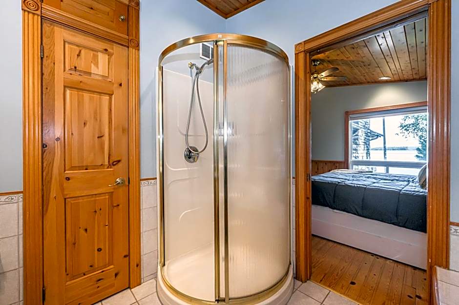 Grotto Escape Unwind at Cameron Lakehouse