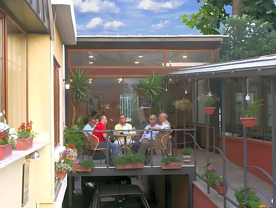 Bakirkoy Tashan Business & Airport Hotel