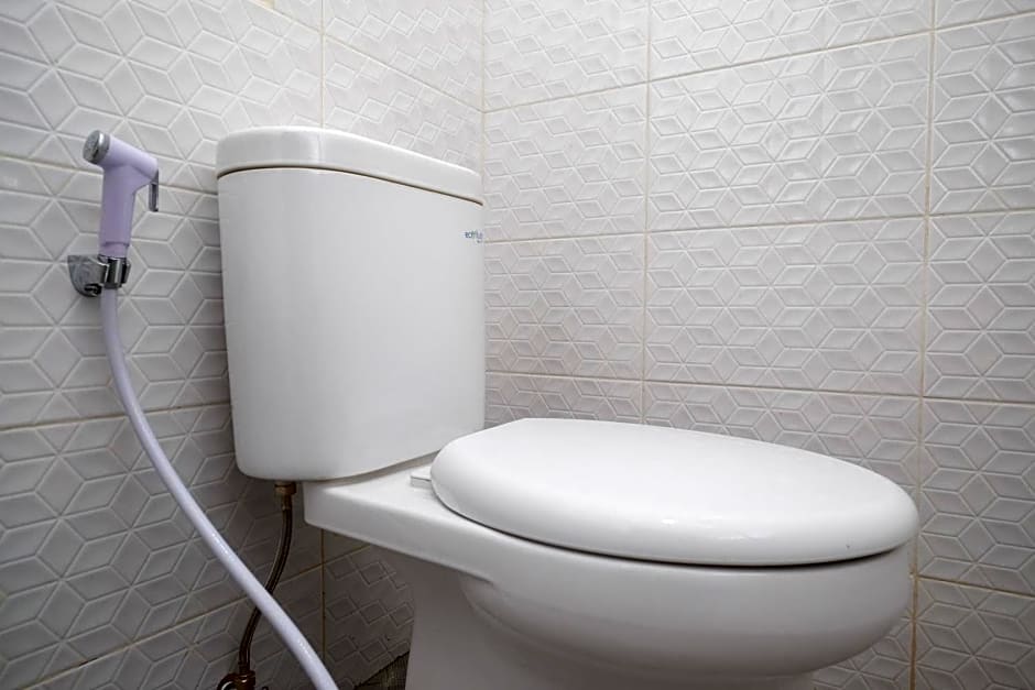 RedDoorz near Kawasan Bandara Ahmad Yani Semarang 2