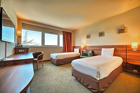 Comfort Room - 1 Room - 2 Single Beds