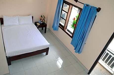 Queen Room with Balcony