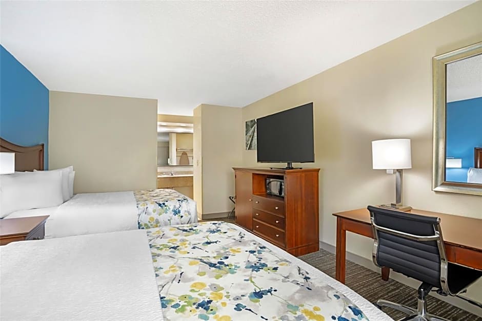 Best Western Inn & Suites Monroe