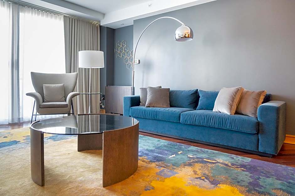 The Windsor Suites - A Modus Hotel