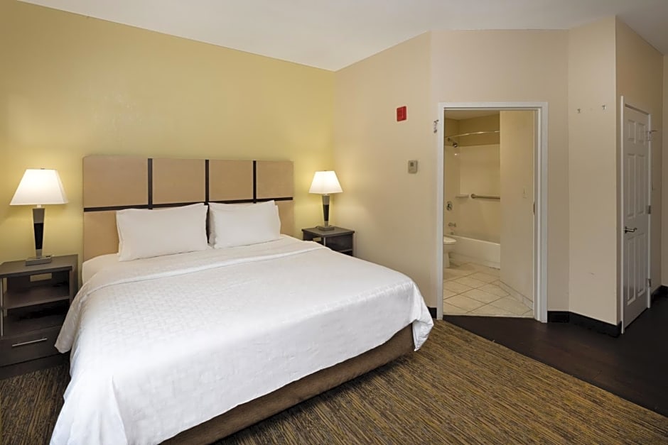 Candlewood Suites Windsor Locks