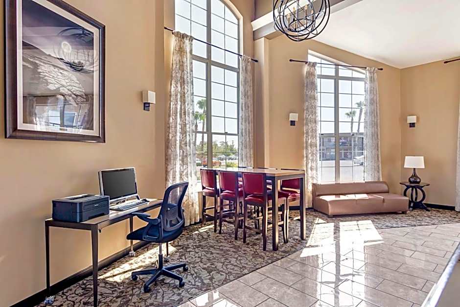 Best Western China Lake Inn