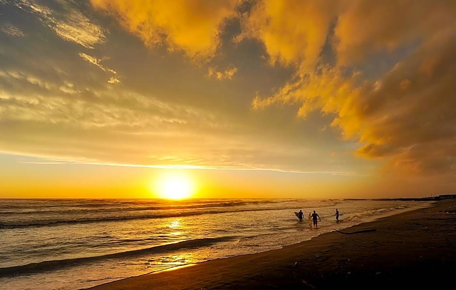 Central Atlantic Beach Guesthouse