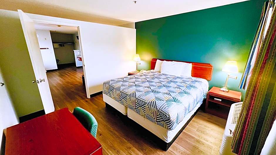 Studio 6 Suites Portland, OR Downtown OHSU