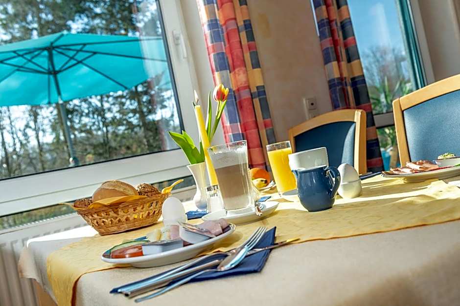 Hotel Am Wiesenweg l 24h check-in