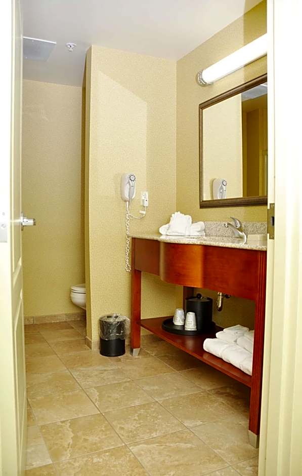 Hampton Inn By Hilton Macomb