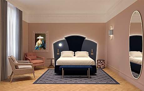 Queen Classic Room