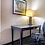 Quality Inn & Suites Charleston - Civic Center