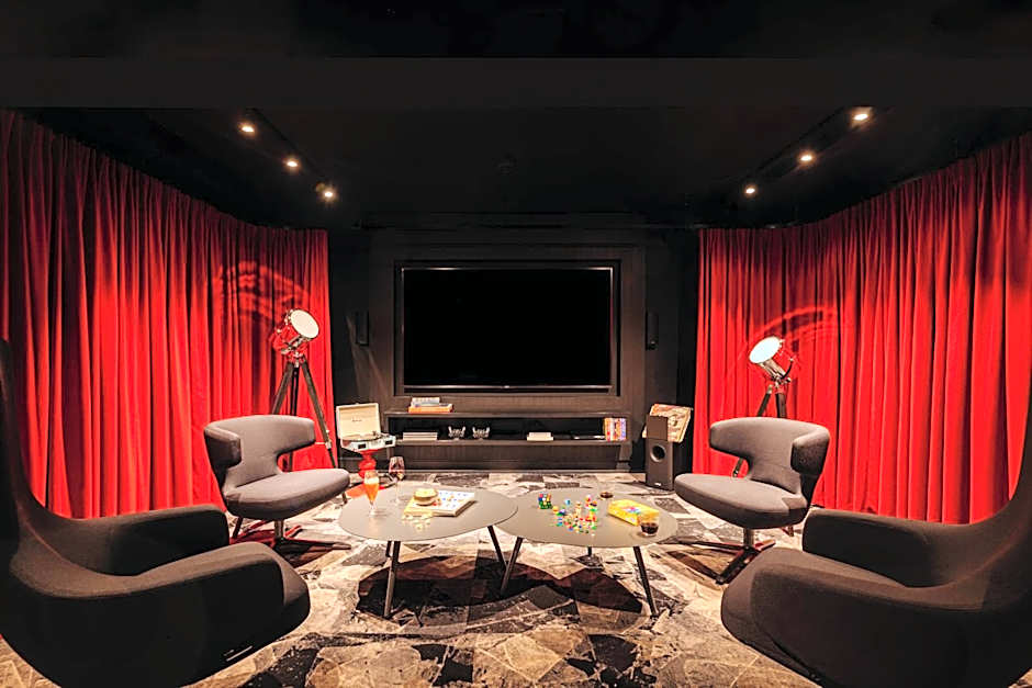 Leonardo Hotel Rotterdam Savoy