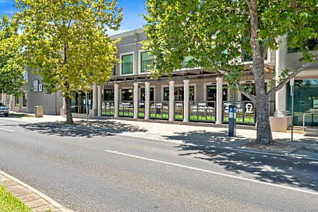 Sherbourne Terrace Hotel