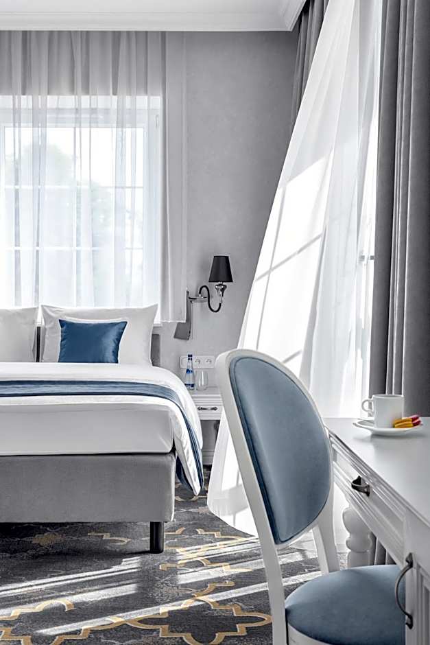 Merci Boutique Hotel