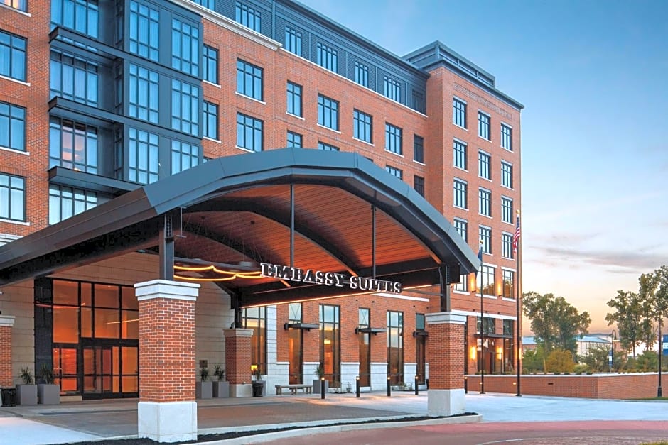 Embassy Suites by Hilton South Bend