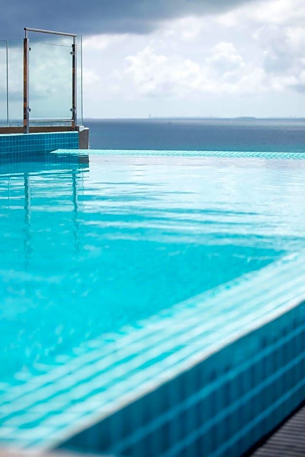 Triton Prestige Seaview and Spa