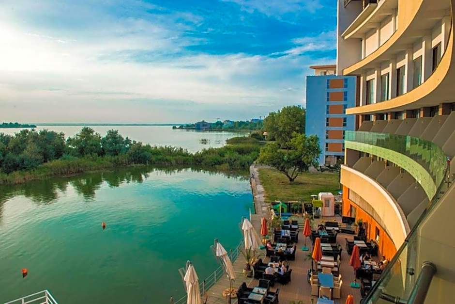 Hotel On Plonge Junior