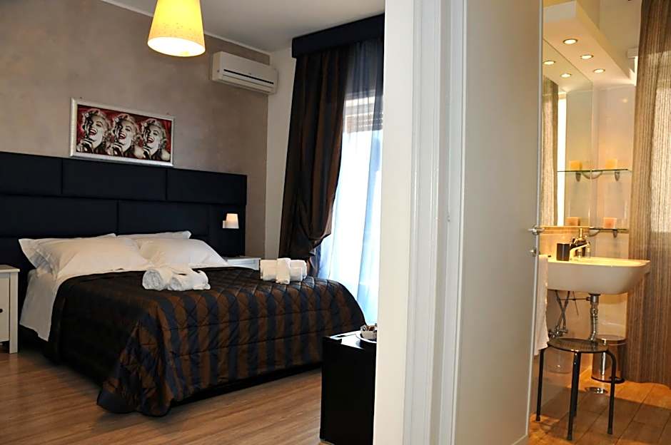 Check-Inn Rooms