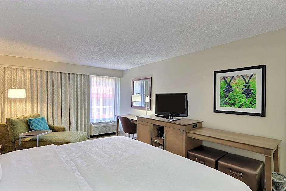 Hampton Inn By Hilton Savannah-I-95/Richmond Hill