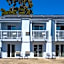 Cannery Row Inn