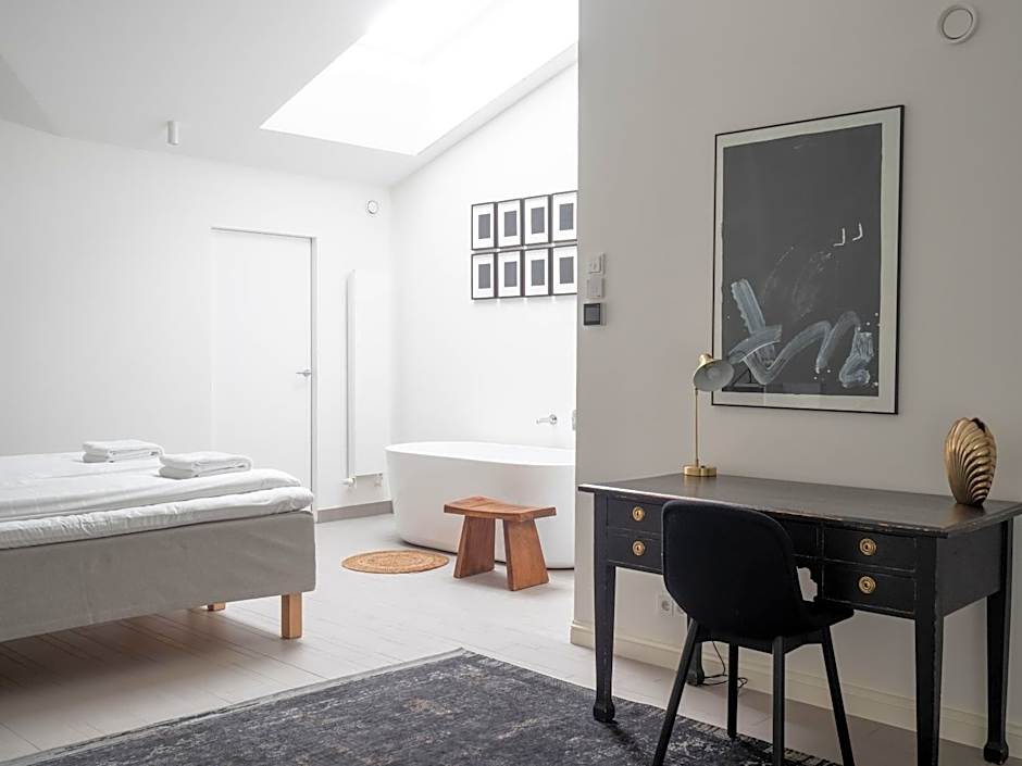 Bob W Helsinki Ullanlinna