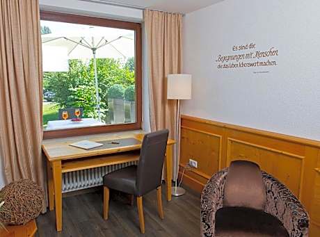 Double Room  Lakehouse 5 - Disability Access