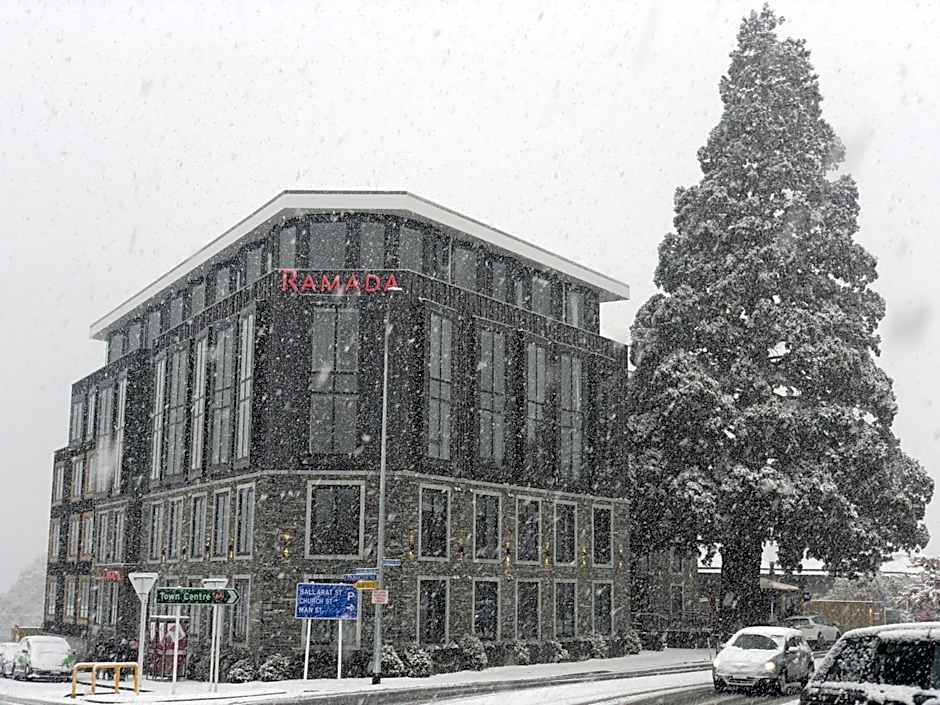 Ramada by Wyndham Queenstown Central