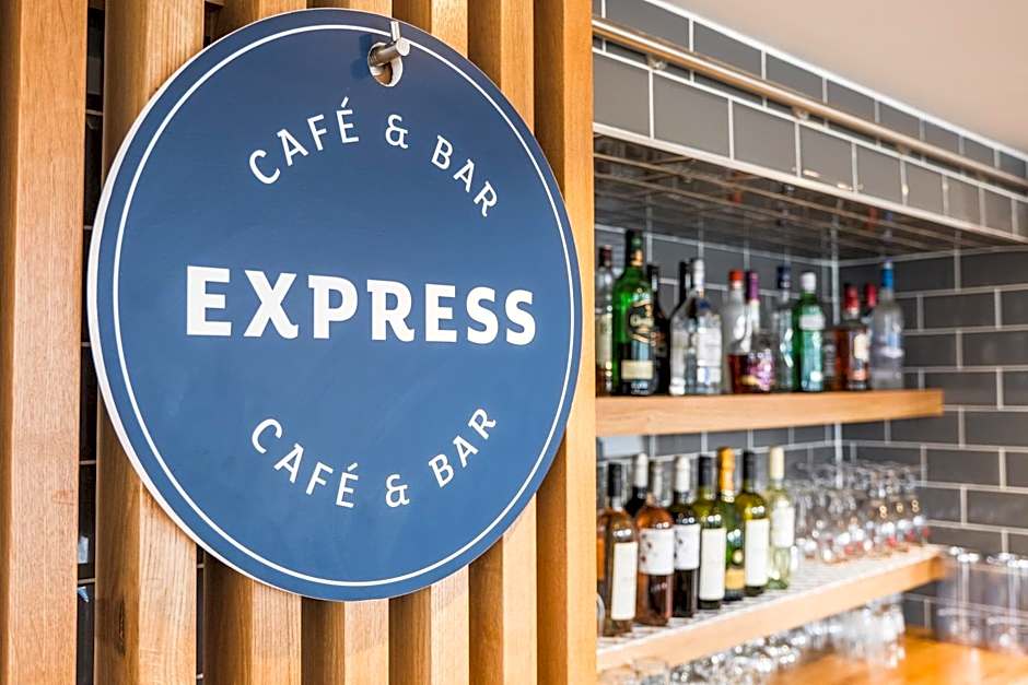 Holiday Inn Express Stockport By IHG