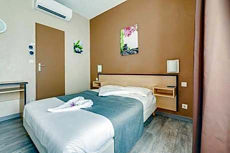 Quadruple Room with Shower