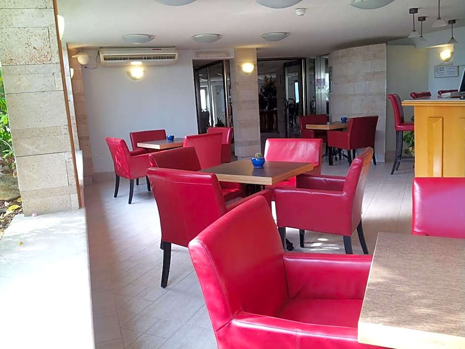 Marom Residence Romema