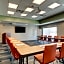 Holiday Inn Express & Suites Galesburg By IHG