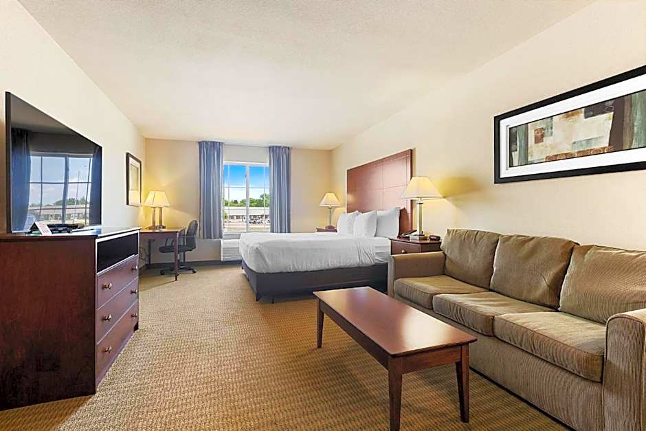 Cobblestone Hotel & Suites - Knoxville