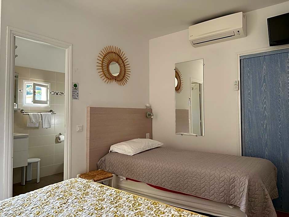 Hôtel Punta e Mare des Chambres ou des Appartements T2