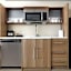 Home2 Suites By Hilton Boston Franklin