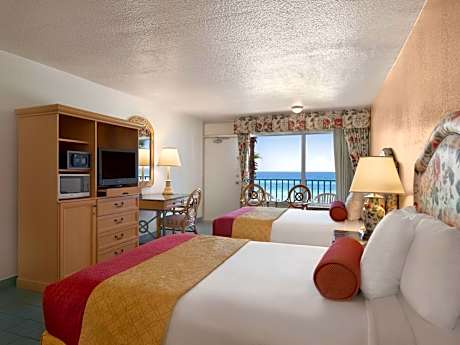 Queen Room with Two Queen Beds and Beach View - Non-Smoking